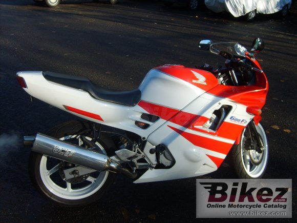 1991 Honda CBR 600 F (reduced effect) photo